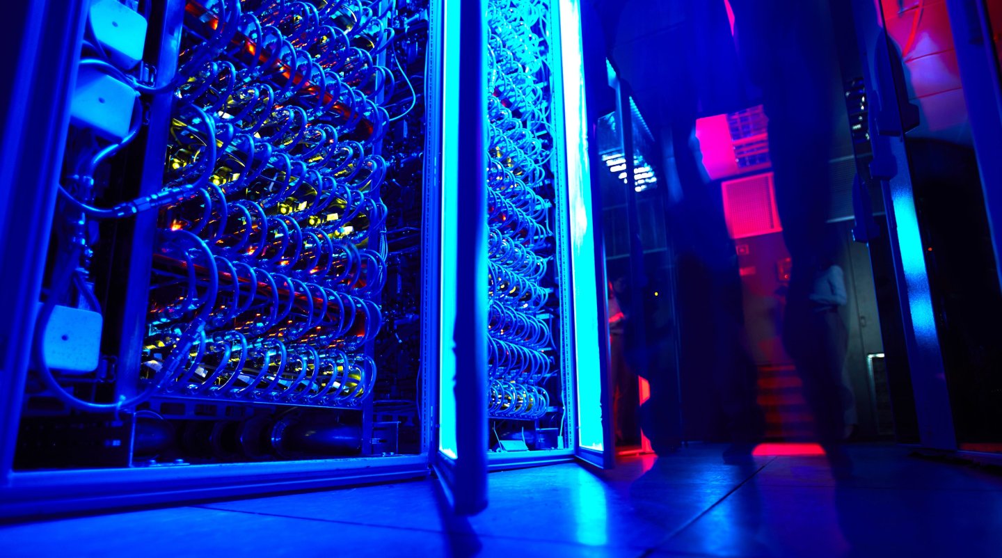 Image to illustrate data centre article.